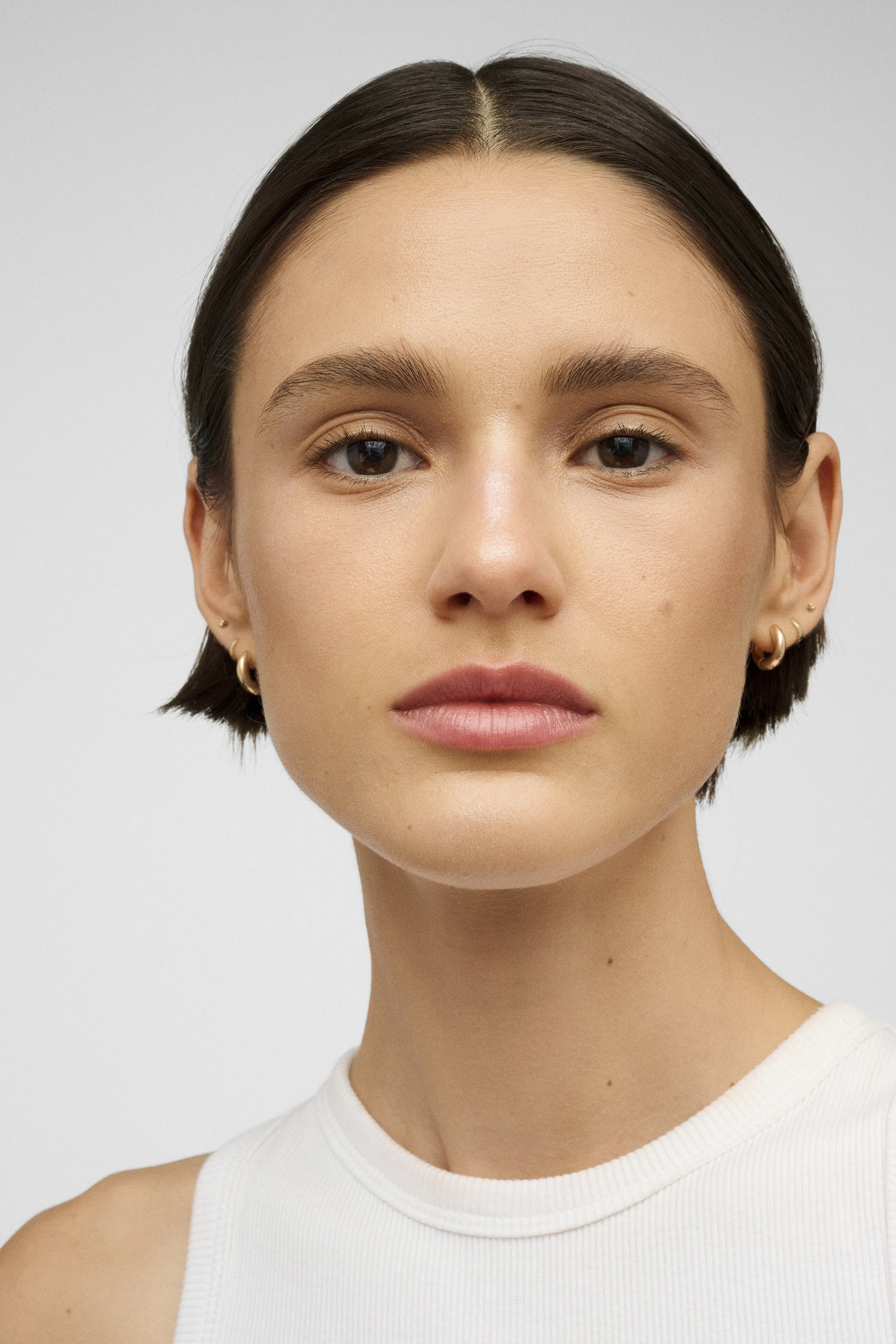 Hydro_Glow_Moisturizer_N915_Aleyna_058_V1.jpg
