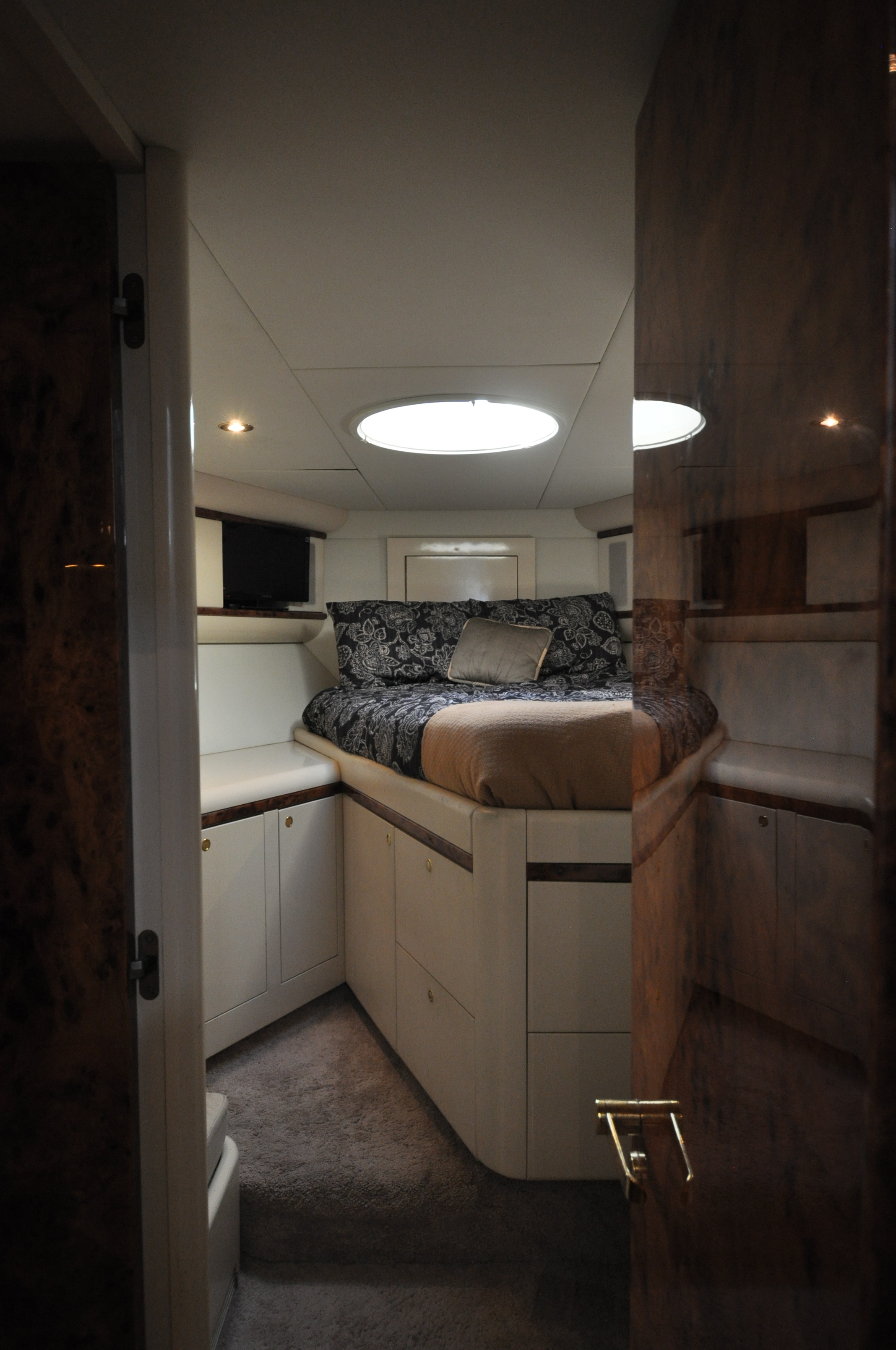 83 - entering VIP suite 2.jpg
