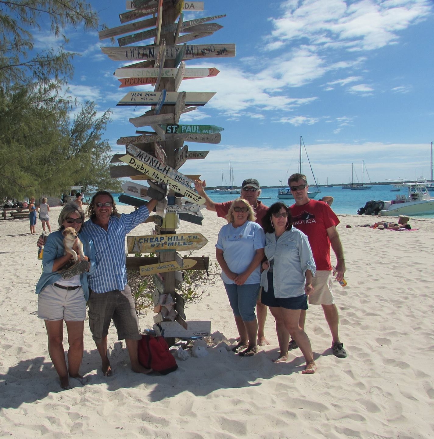 2016 Bahama fun in the sun: Two separate clients were able to meet up for some adventures during their winter Caribbean cruising! Check out their cruising blog at https://randbsailingadventures.wordpress.com