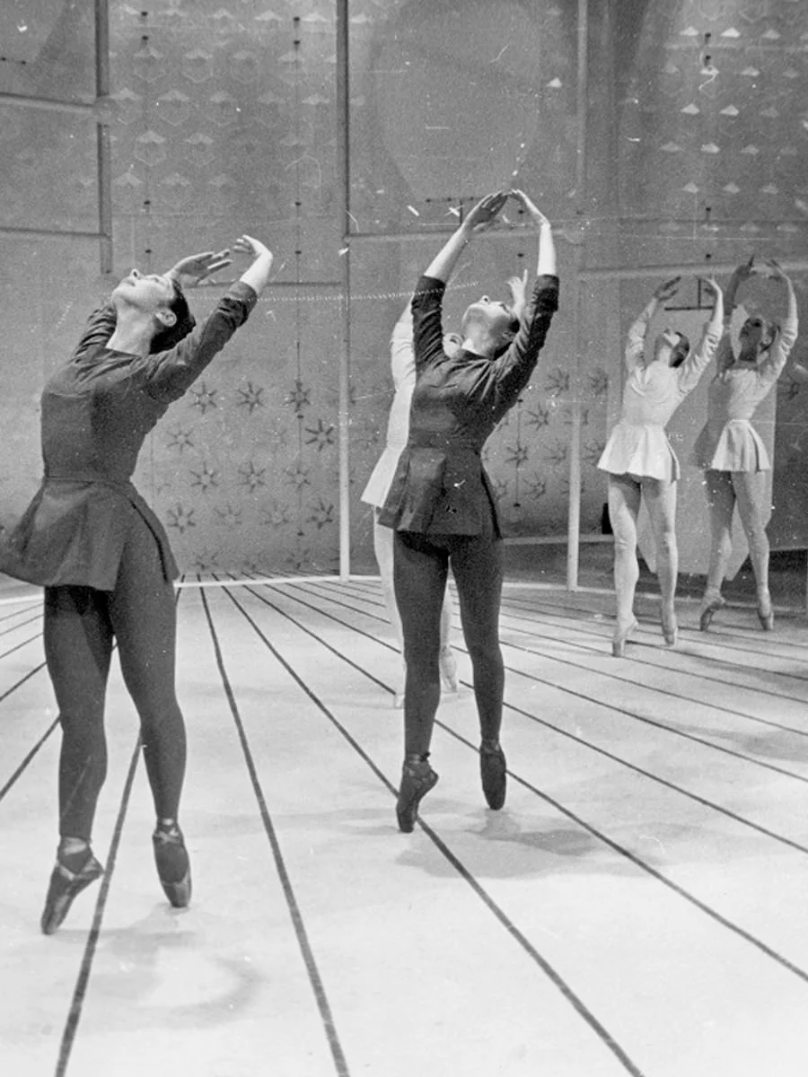 Betty Pounder, JC Williamsons’ resident choreographer, makes Jazz Spectrum , a new contemporary work, on The Australian Ballet, 26th March, 1964 (image source: The Australian Ballet )