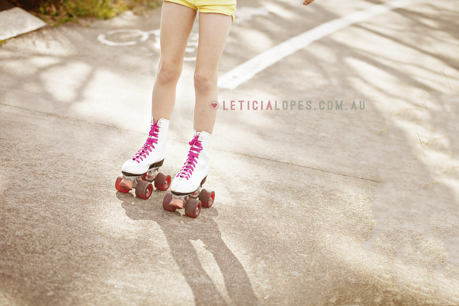 roller-skates-kids-photography-melbourne.jpg