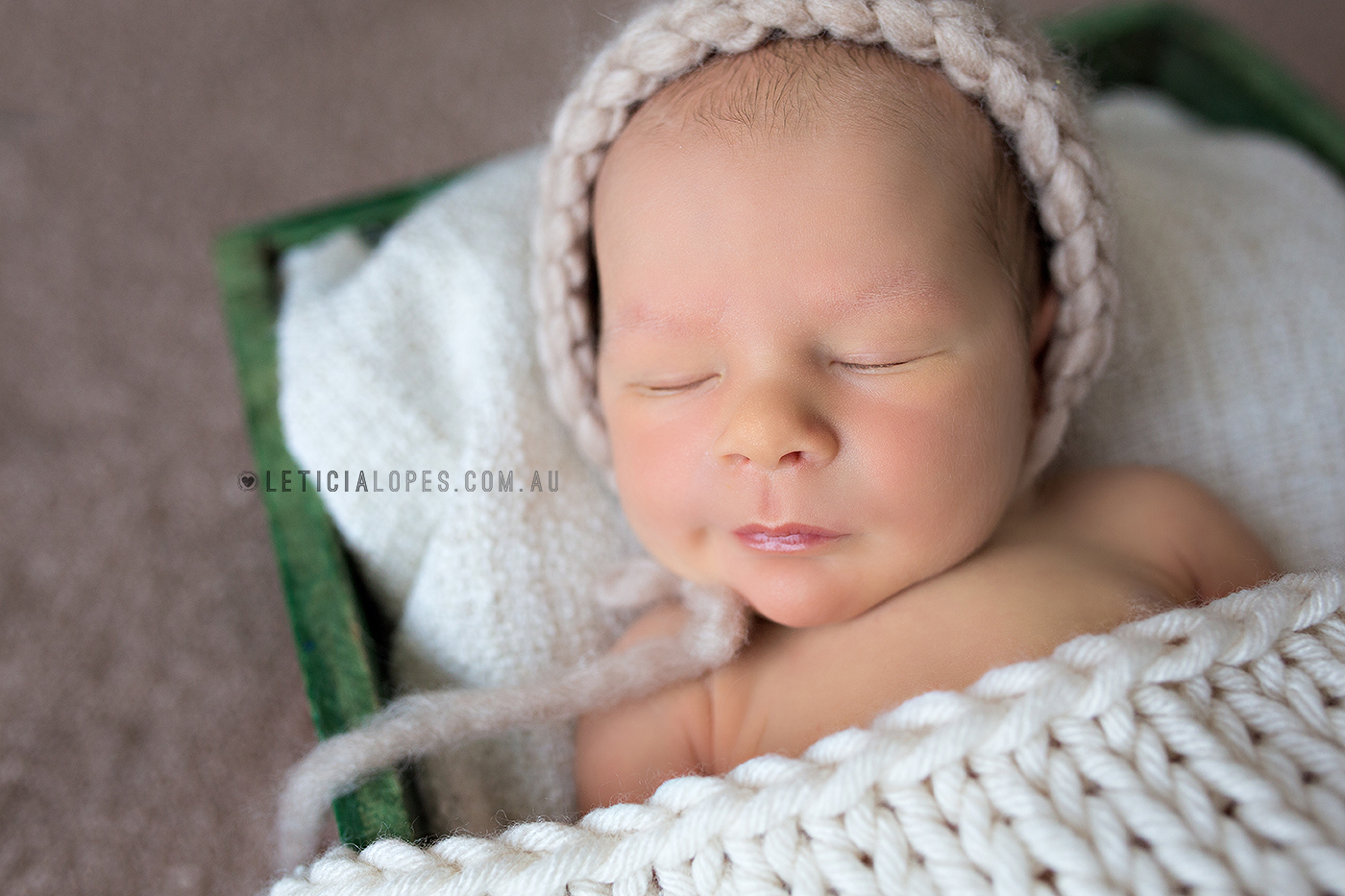 shepparton-newborn-photographer16.jpg