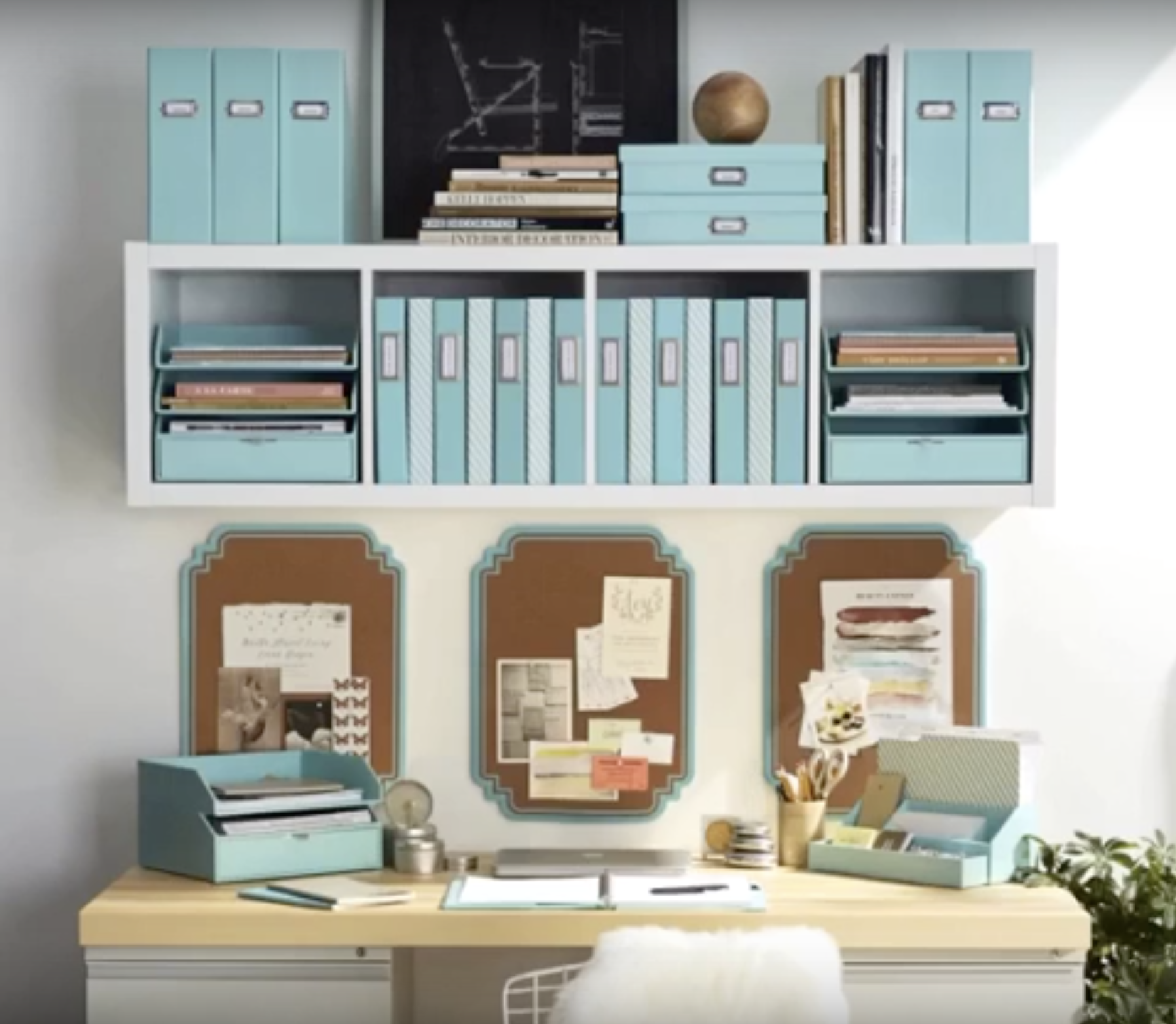 Martha Stewart Office.png