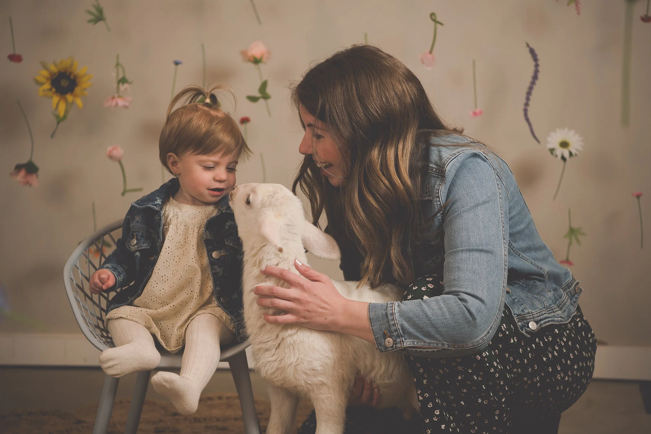 EasterMini2025-Brynlee+Katie-7992 copysmall.jpg