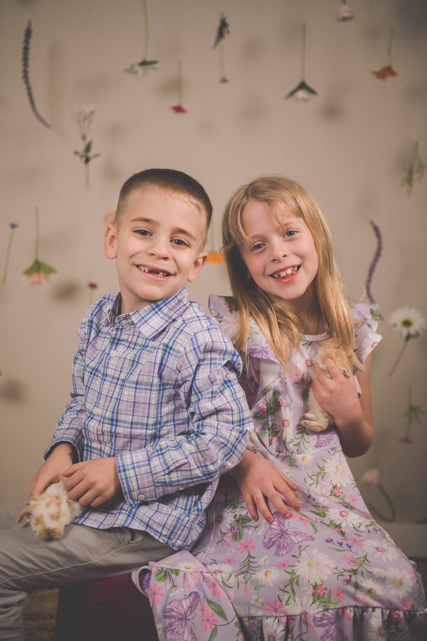 EasterMini2025-Ava+Luca-7293 copysmall.jpg