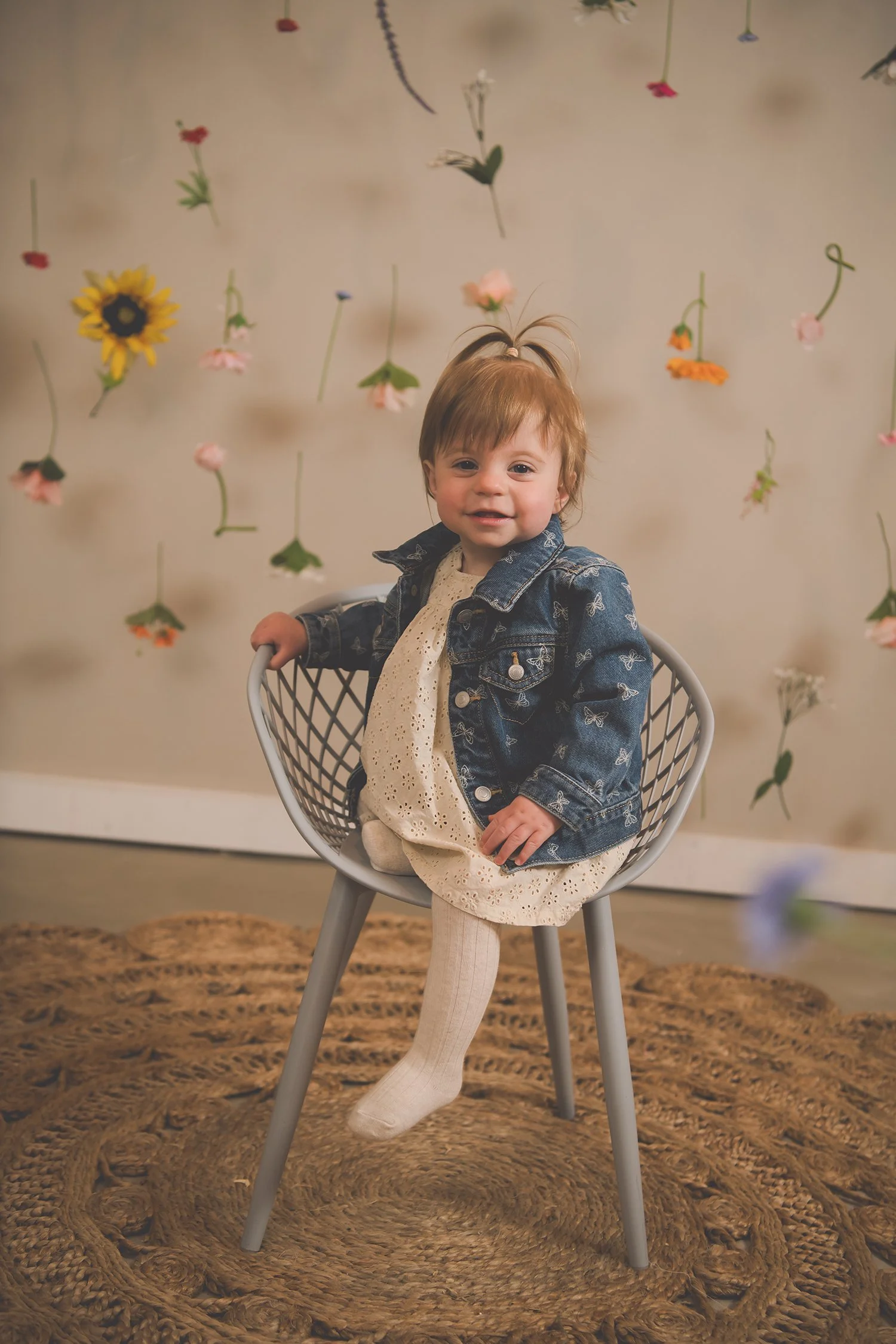 EasterMini2025-Brynlee+Katie-7860 copysmall.jpg