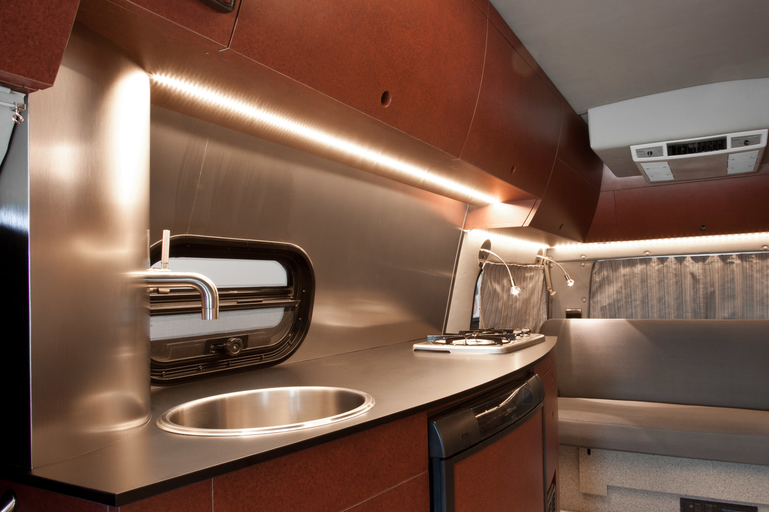 Custom RV Rathbun_060911_0123.jpg