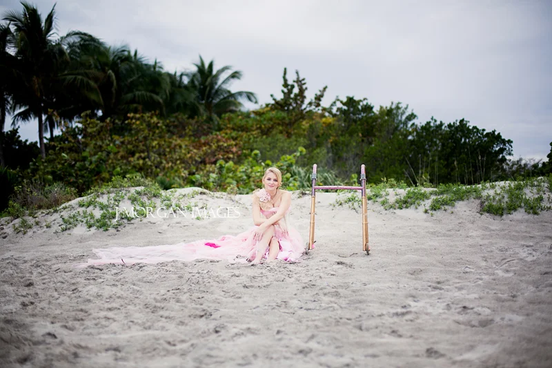 Beauty on The Beach-LaRae Lobdell