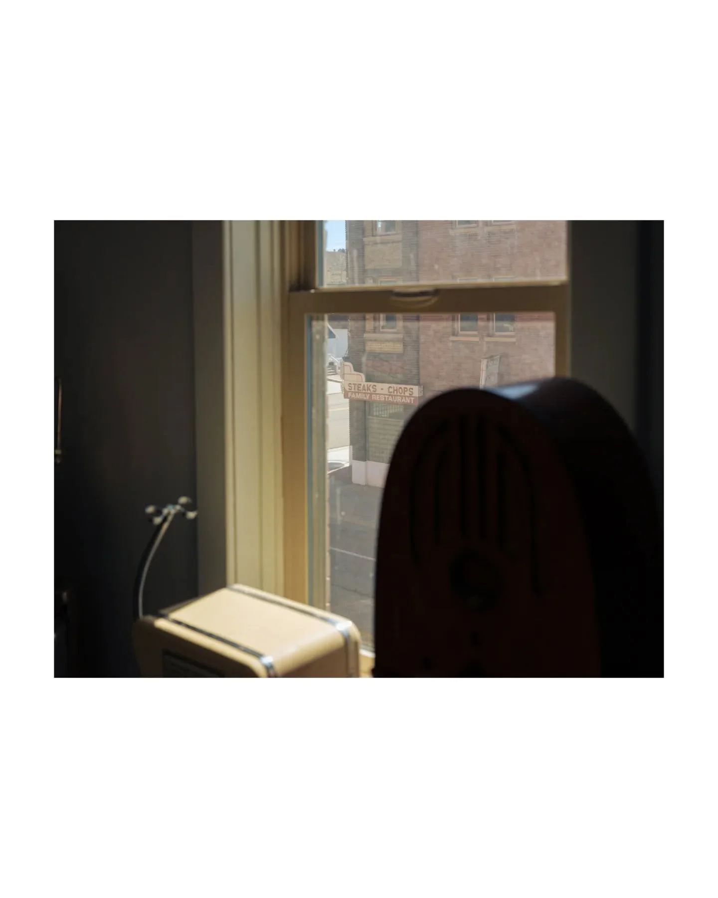 A few views from a few hours in a few places in Helper, Utah.

First 3 in different rooms at the @thehelpermuseum, the last 3 just wandering up and down the main drag. Absolutely delightful place to visit.

#utah #helper #visithelper #helperutah #tra