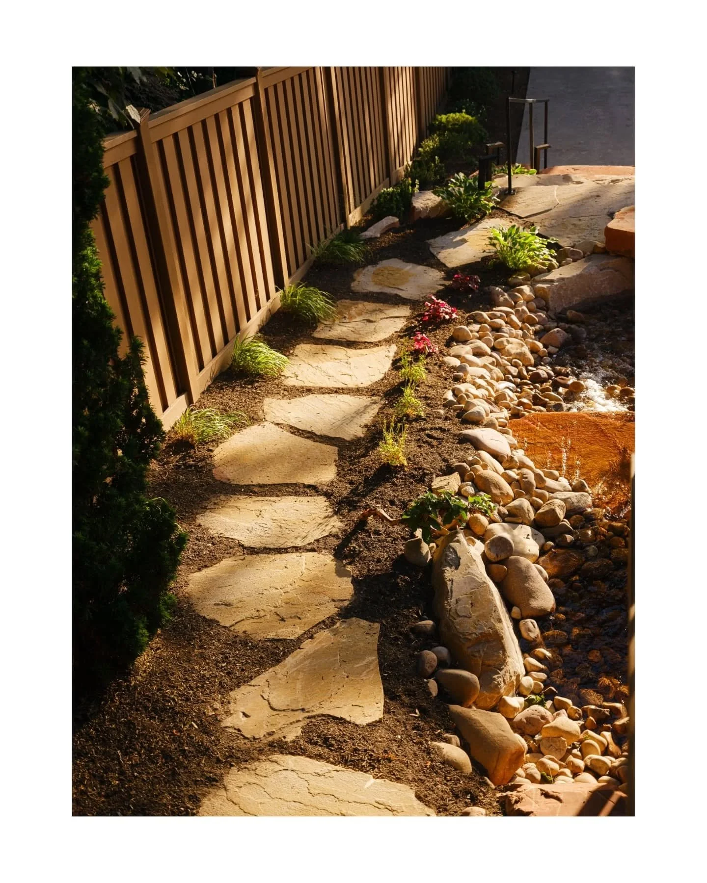 From a recent project for @threadleafdesign

So many beautiful moments with the flowing water, golden light from the setting sun, and the warm glow of landscape lighting against the deep blues of the coming night.

#utah #utahphotographer #utahbackya