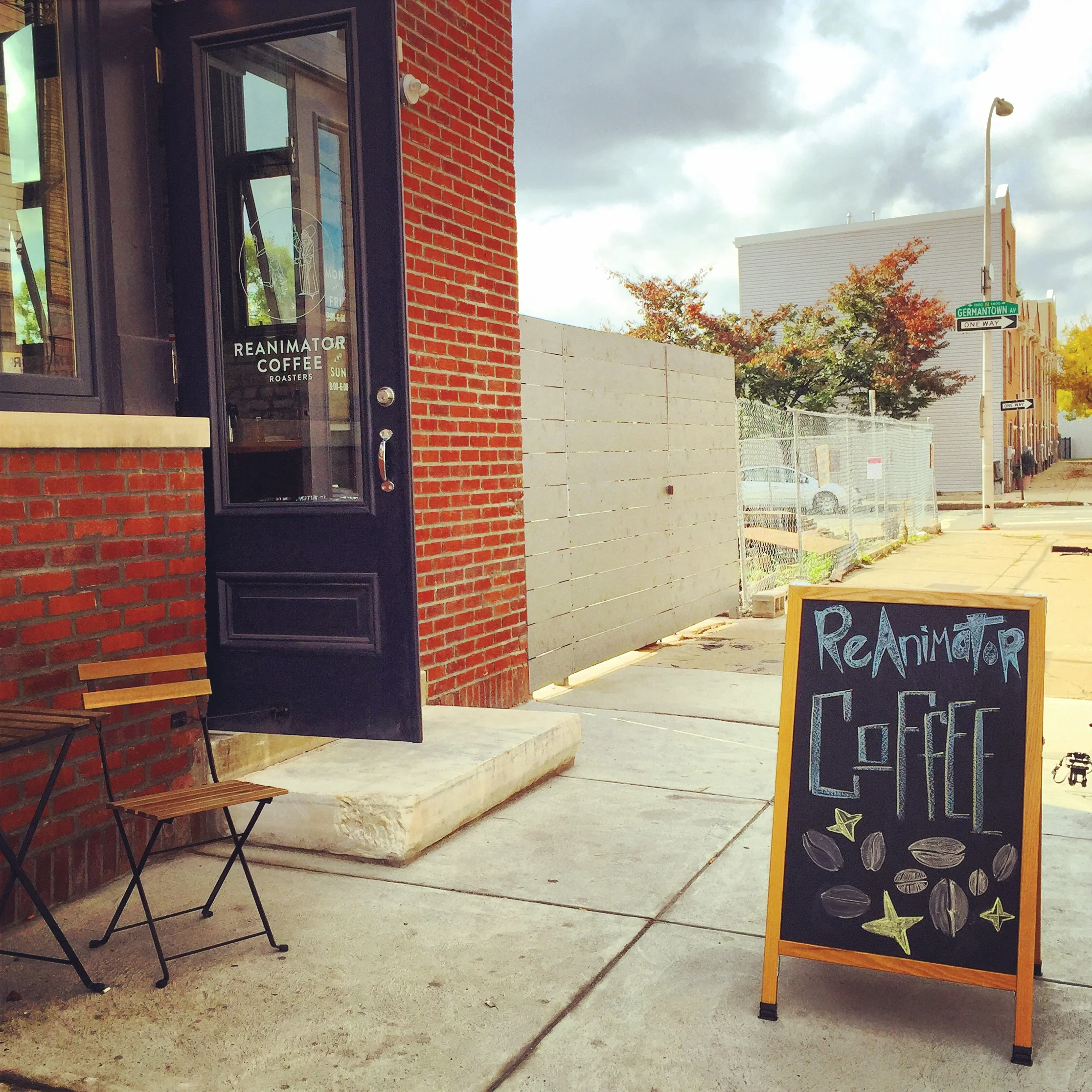  More of my chalk art in front of the best coffee shop in Philly on a beautiful morning.&nbsp; 