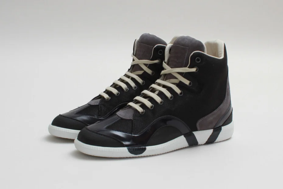 maison-martin-margiela-2013-fall-winter-high-top-sneaker-black-grey.jpg