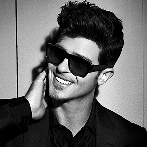 robin-thicke-tour-dj-nick-at-nite-nyc.png
