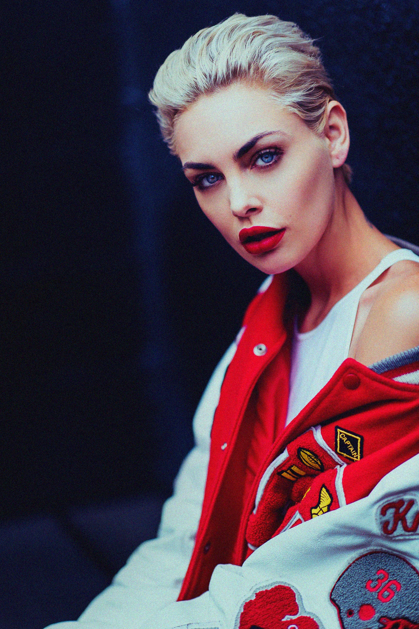 CHICAGO_FASHION_EDITORIAL_PHOTOGRAPHER_ZOE_RAIN_SURGIO_FULLRESZoe_Rain_Teela_Laroux_web_041.jpg