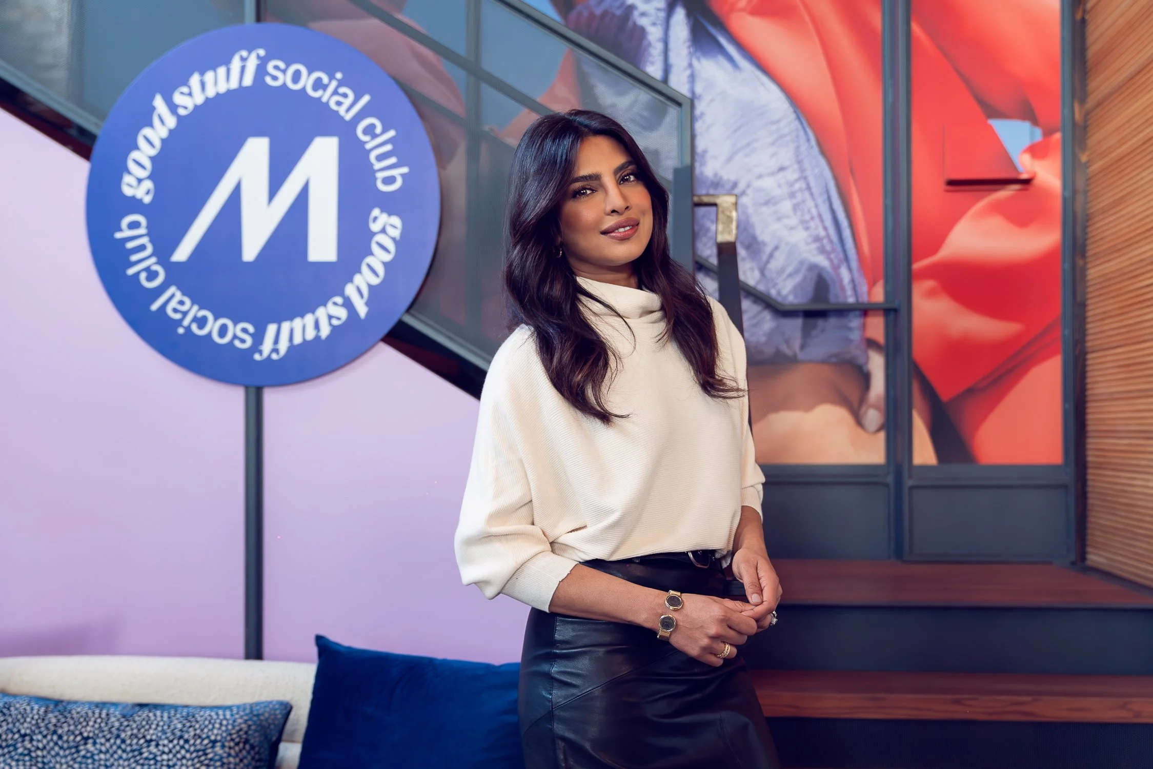 priyanka-chopra-jonas-marshalls-event-chicago-zoe-rain-002.jpg