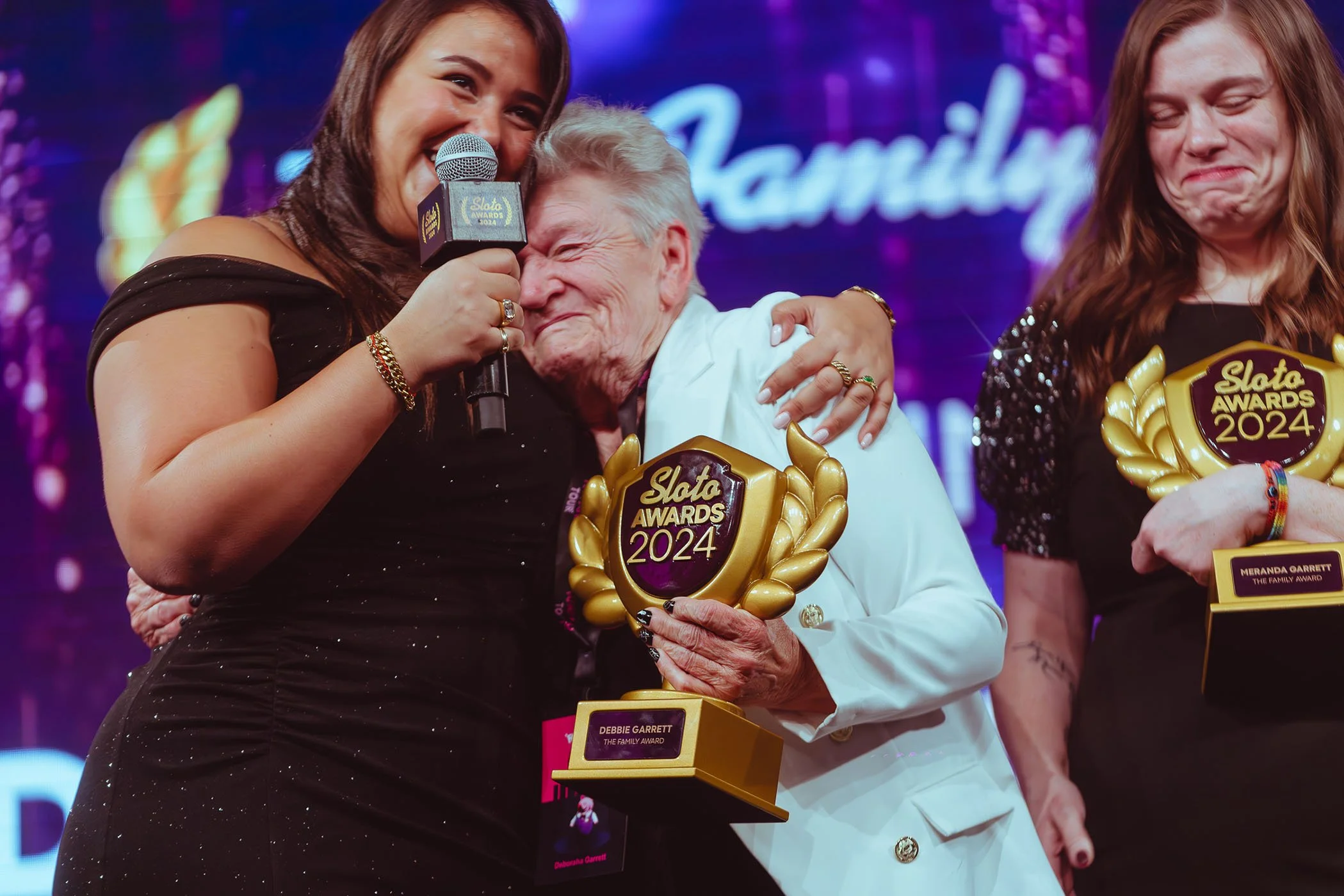 sloto-awards-event-zoe-rain-studio-155.jpg