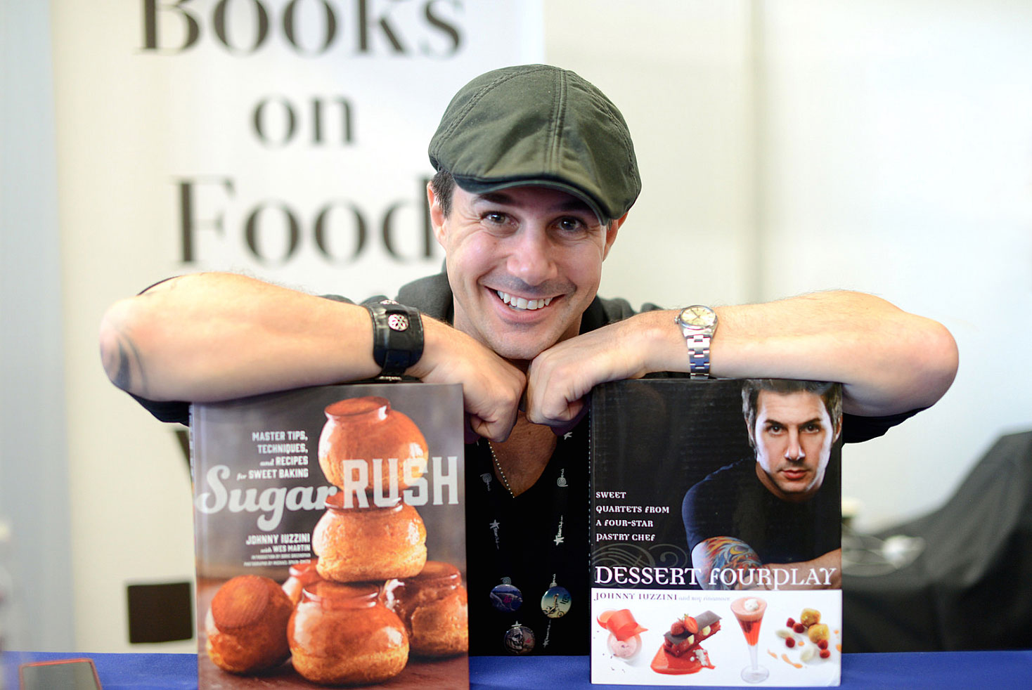 Johnny_Iuzzini_at_Star_Chefs_book_signing_October,_2014.jpg