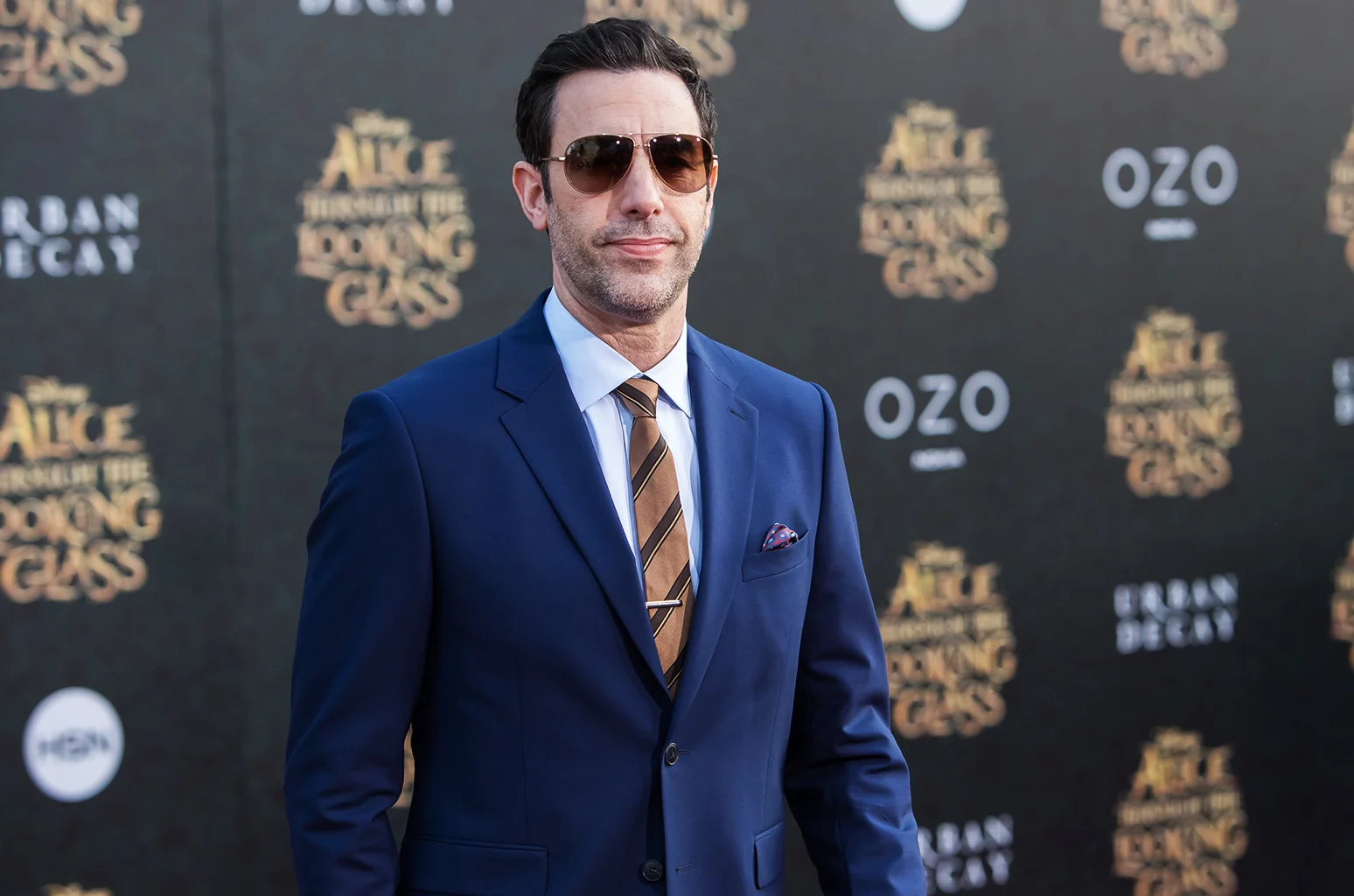 Sacha-Baron-Cohen-may-2016-a-billboard-1548.jpg