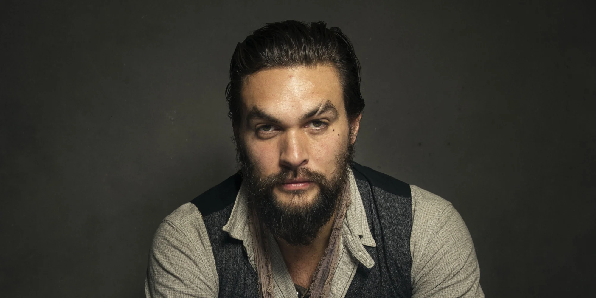 JASON-MOMOA-frontier.jpg
