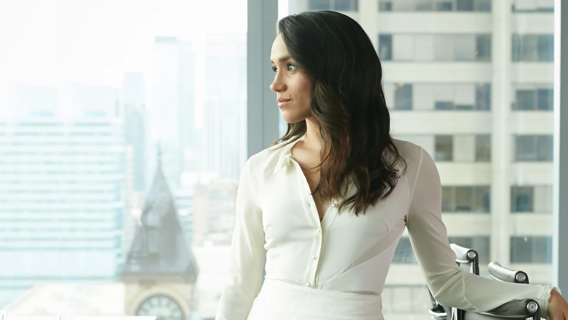 suits_blog_rachelzane_taughtus_1920x1080.jpg