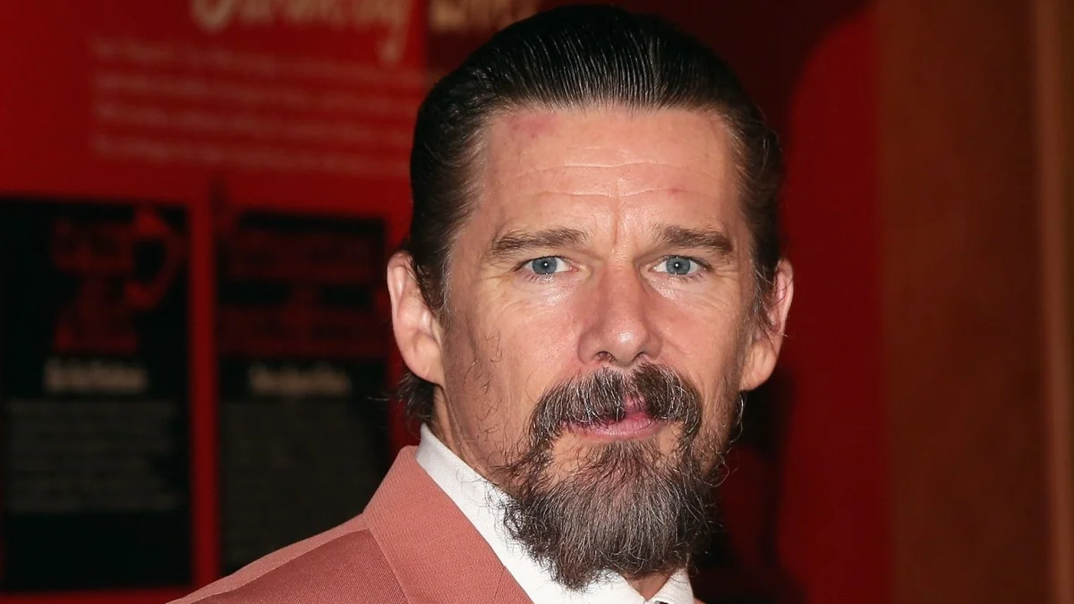 Ethan-Hawke-Doesn’t-Give-His-Teenagers-Love-Advice-They-Sniff-Out-Hypocrisy.jpg