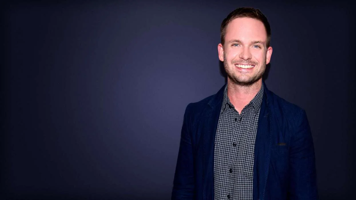 Patrick-J-Adams-USANetwork.com_-e1526947127924.jpg