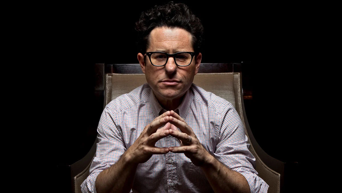 166145-ca-0606-jjabrams-jlc-02.jpg
