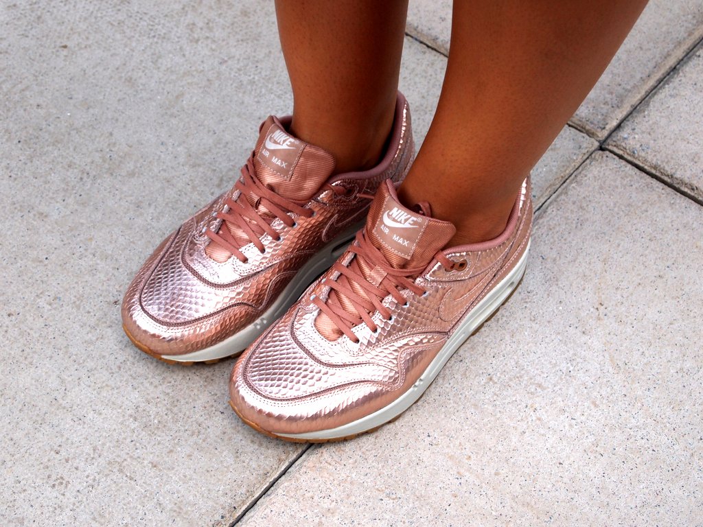 These Red Bronze Nike trainers are amazing! #NEEDWANTMUSTHAVE!