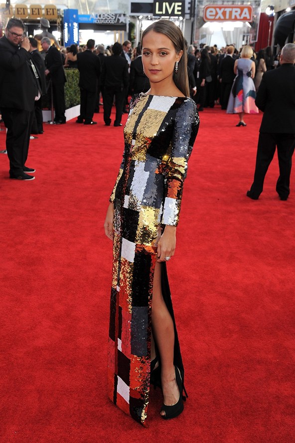 Alicia Vikander in the Metallic Louis Vuitton Red Carpet Look