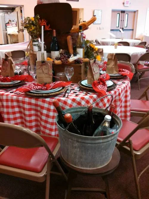 Parade of Tables / Silent Auction