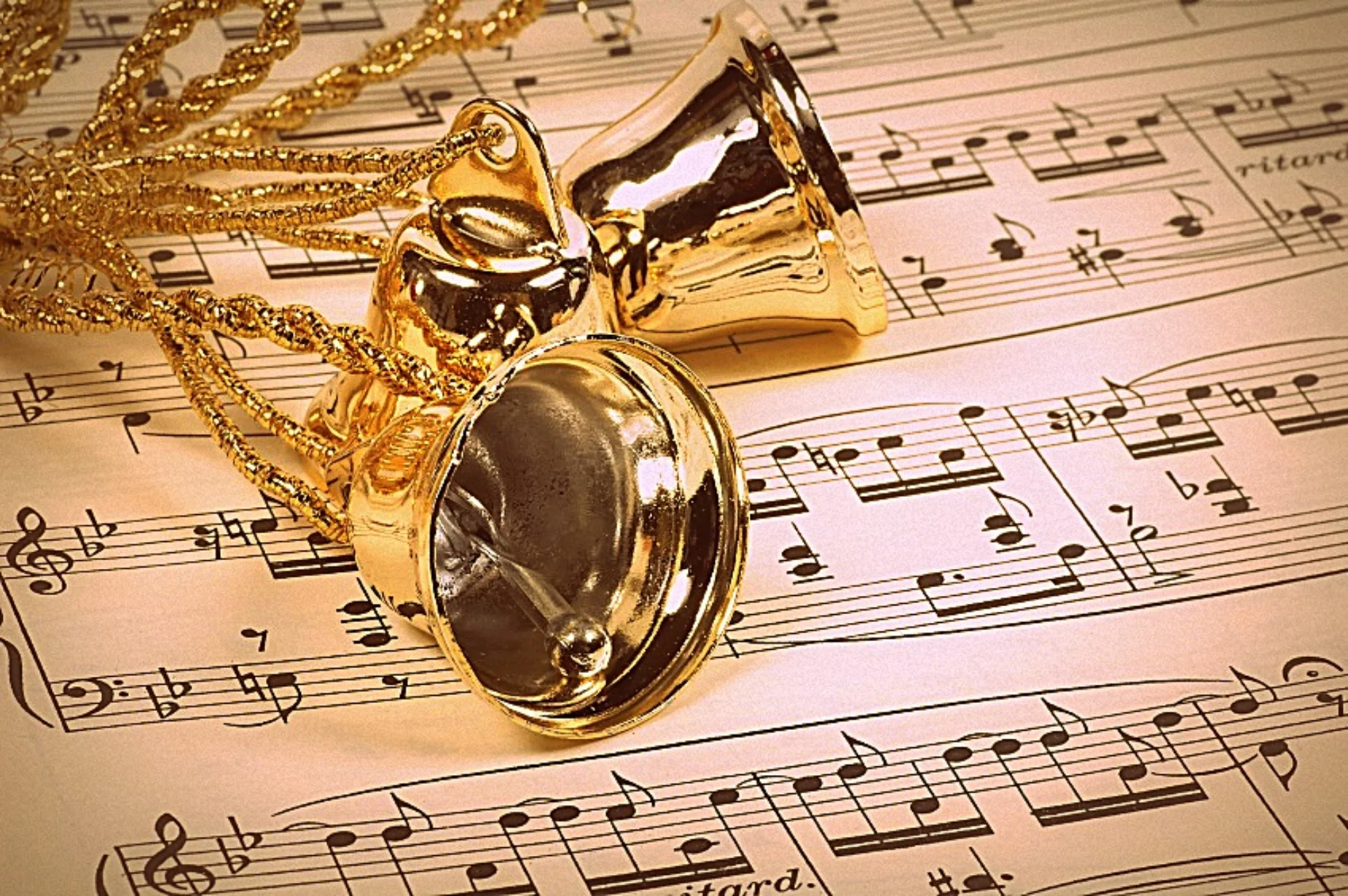 Singing in Christmas!