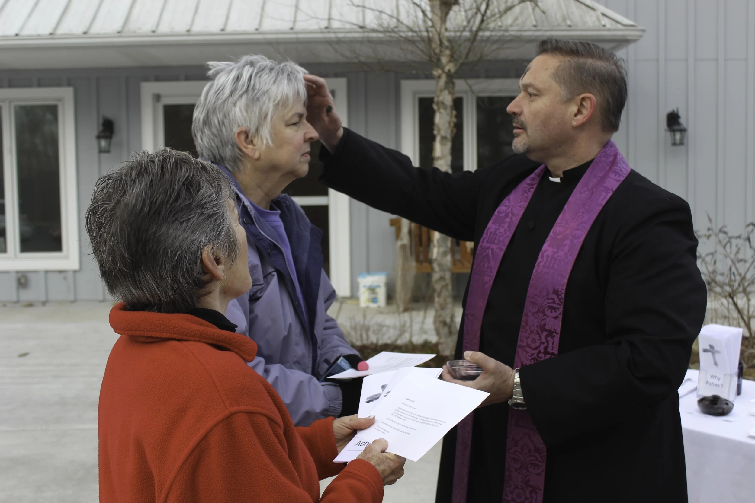 All Invited to Lenten Service and Classes