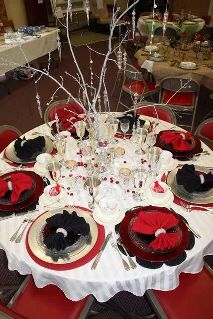 2017 Parade of Tables Dinner and Silent Auction