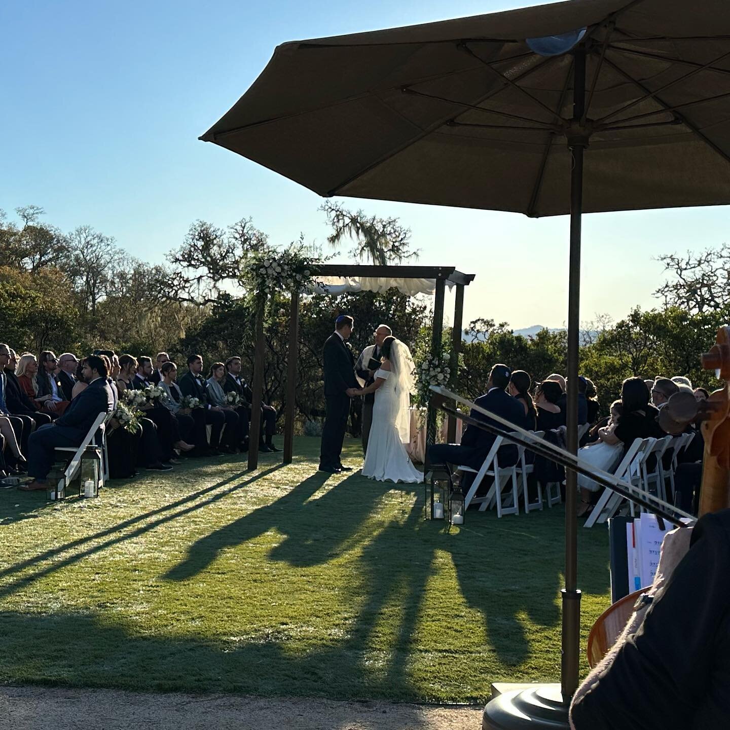 My first time doing a ceremony in the round. Went well, thanks to my @bose #s1pro battery powered speaker with @sennheiser wireless audio. 

Congrats M&amp;C!

@boutiquedjs @montagehealdsburg #wedding #sonoma #winecountry #bestvenue