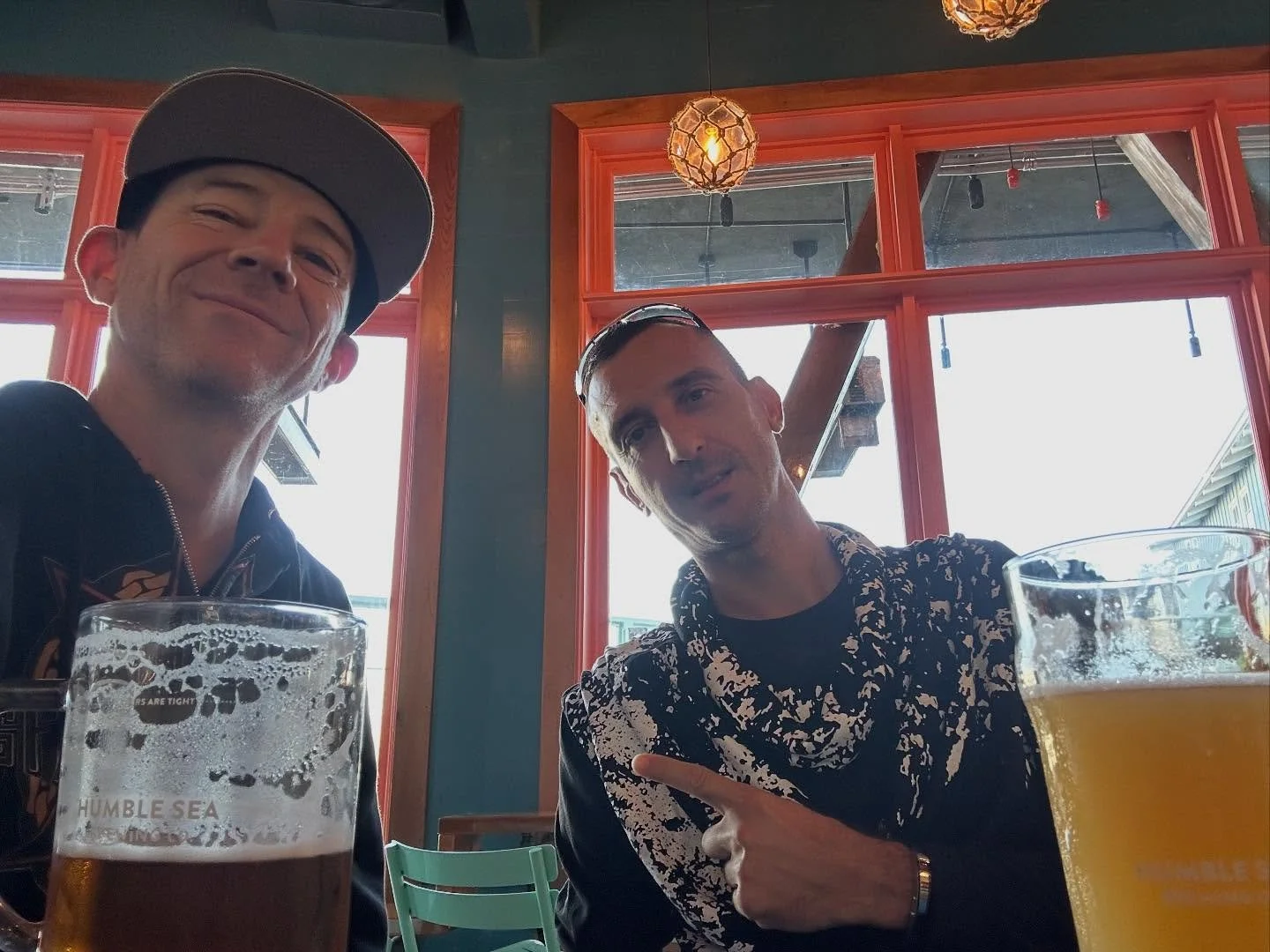 Yesterday I had the pleasure of spending an hour with an amazing human from my cruise ship days. It&rsquo;s been about 15 years, but we picked up right where we left off. 

So good seeing you @puffthemagicdj  Thanks for taking the time for us. Good c