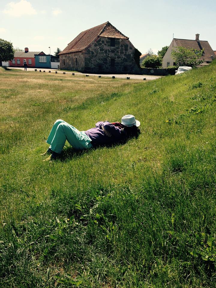 a well deserved nap, after a real bornholm lunch, smoked herring, beer and a few small ones ( snaps )