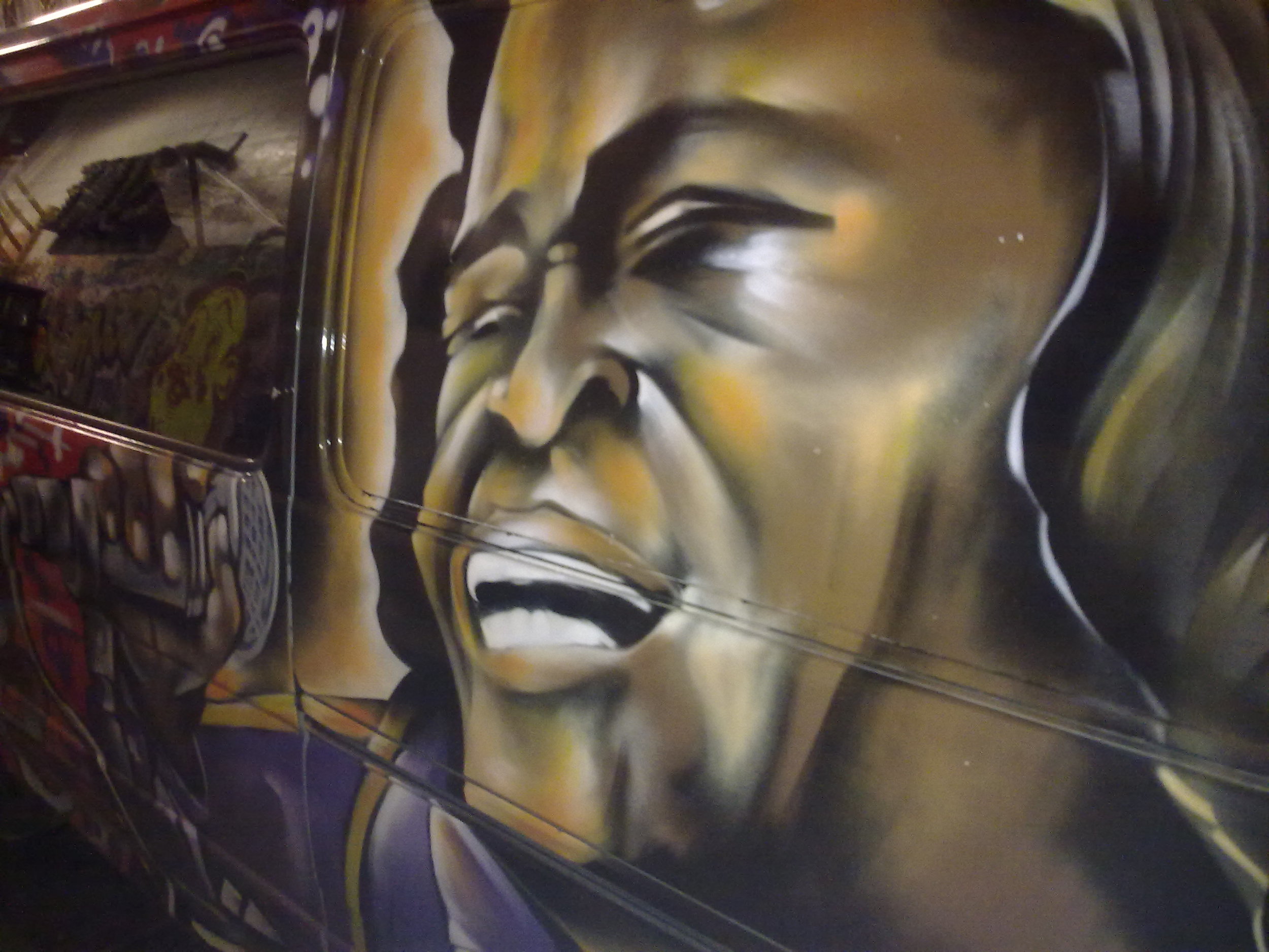 Daniel Tippett >>> DT | artist / DJ