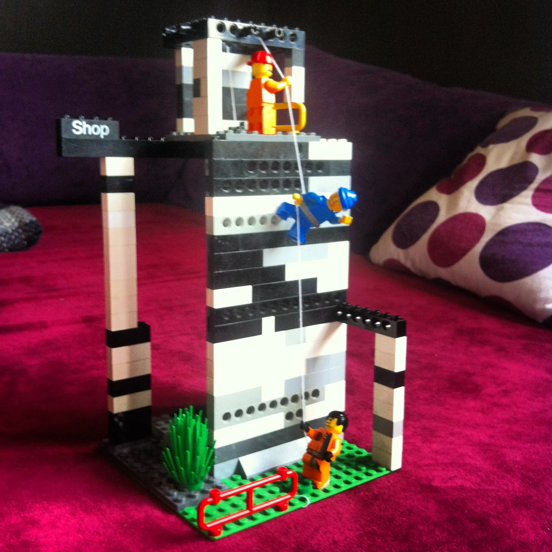 Bram & ARTIVIST : homework