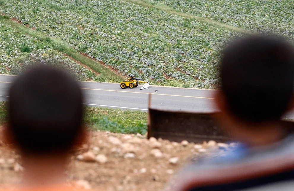 The Singularity <<< the foreground to a new project