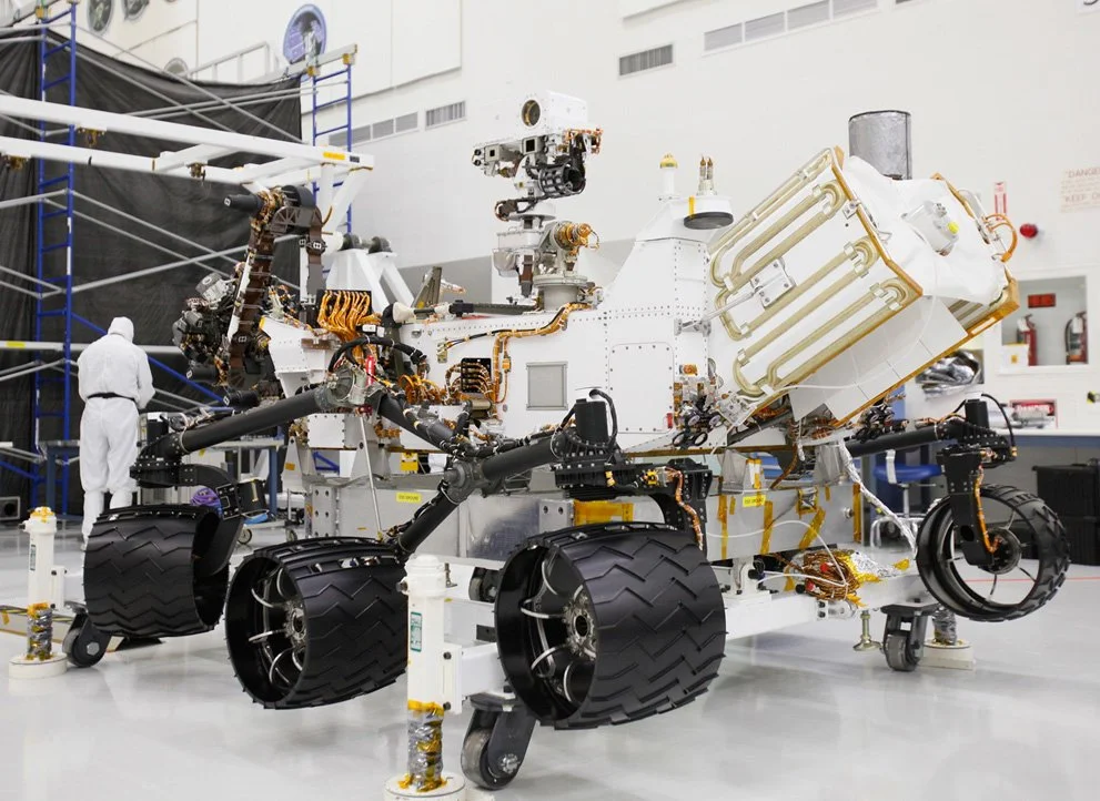 The Singularity <<< the foreground to a new project