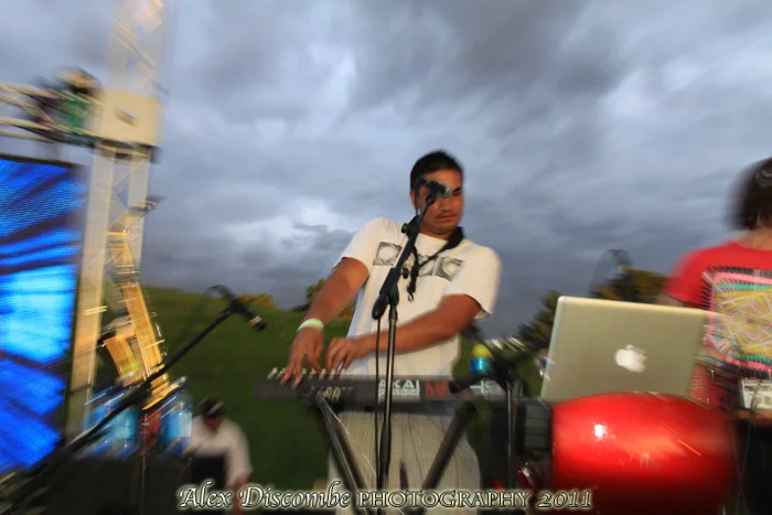 WAKEdUP = Alex Discombe Photography <<< shots of the day