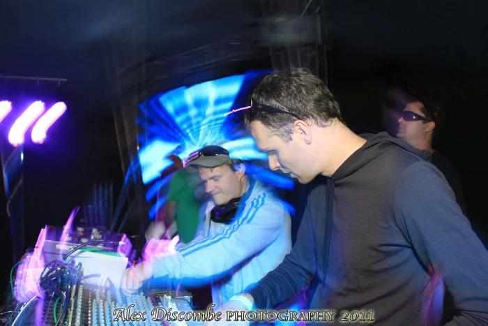 WAKEdUP = Alex Discombe Photography <<< shots of the day