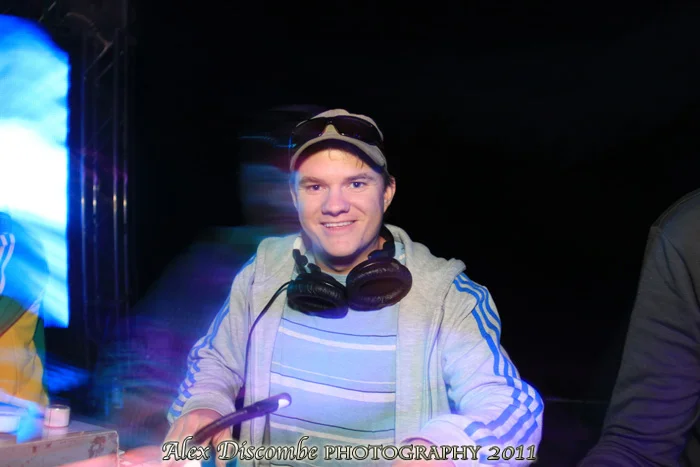 WAKEdUP = Alex Discombe Photography <<< shots of the day