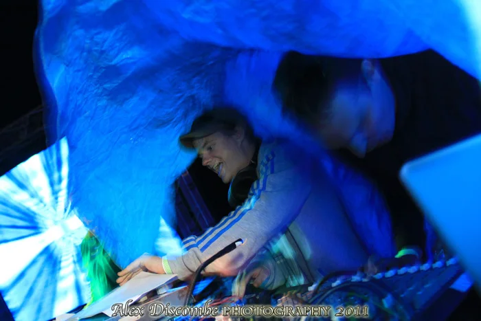 WAKEdUP = Alex Discombe Photography <<< shots of the day