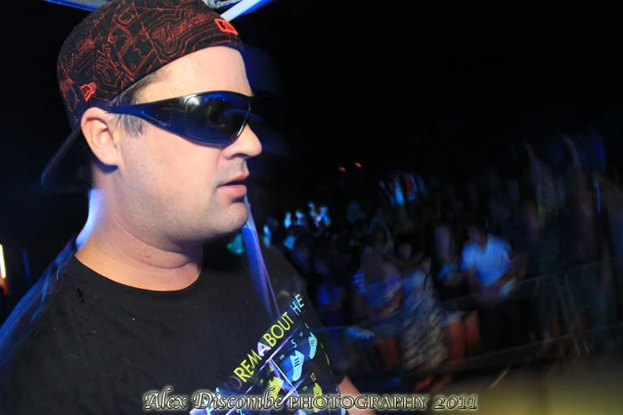 WAKEdUP = Alex Discombe Photography <<< shots of the day