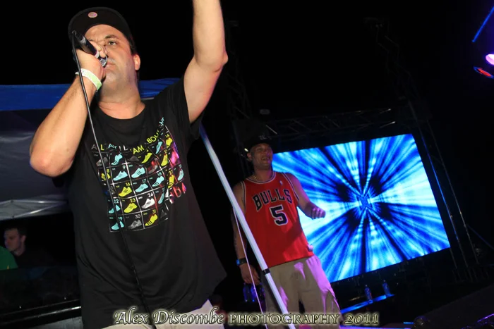 WAKEdUP = Alex Discombe Photography <<< shots of the day