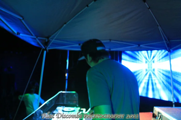 WAKEdUP = Alex Discombe Photography <<< shots of the day