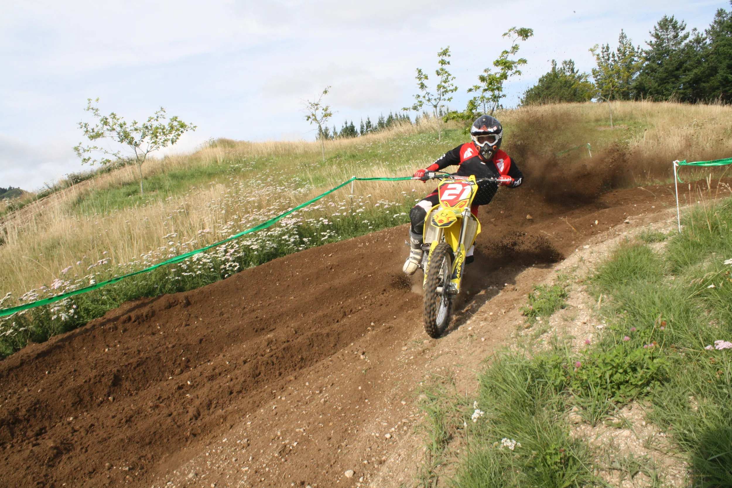 a day in the WAKEdUP office <<< photo shoot with Lee & Scott McKinstry (MotoX) & Mark Russell (BMX)