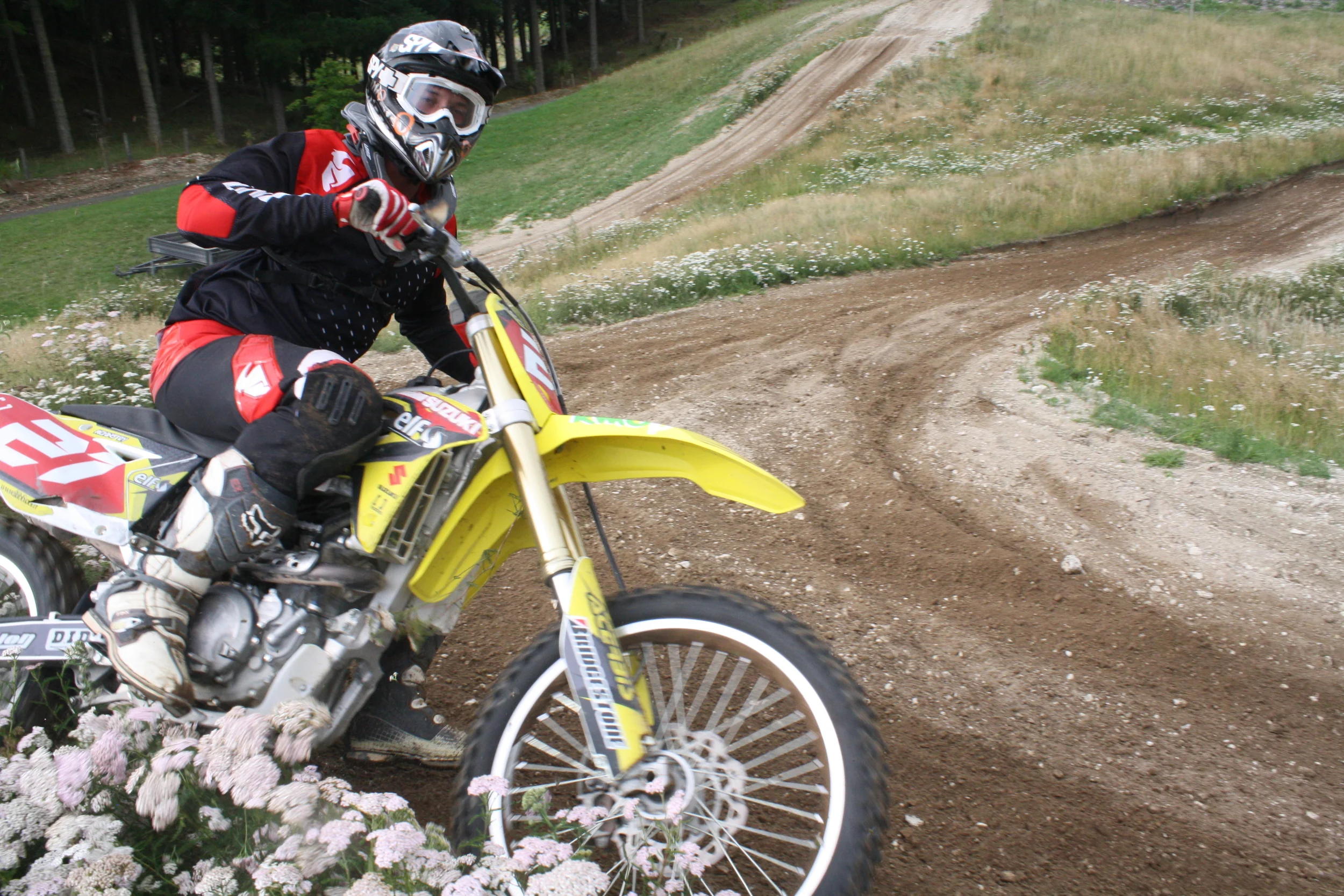 a day in the WAKEdUP office <<< photo shoot with Lee & Scott McKinstry (MotoX) & Mark Russell (BMX)