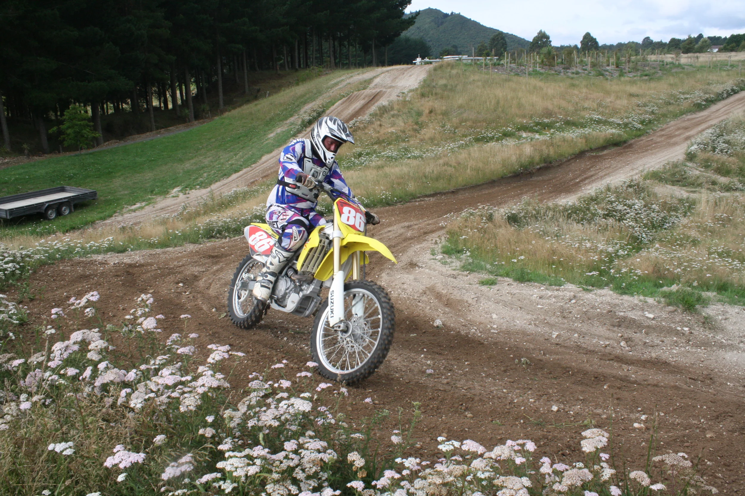 a day in the WAKEdUP office <<< photo shoot with Lee & Scott McKinstry (MotoX) & Mark Russell (BMX)